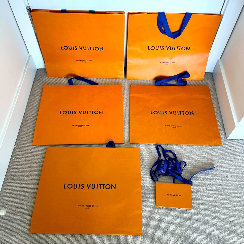 Louis Vuitton 5pcs  Authentic paper bag w/ bonus ribbons and 1 gift card holder